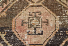 Load image into Gallery viewer, Ramsey | 4.1 x 6.5 | Distressed Southwest Vibes | - The Curated Loom