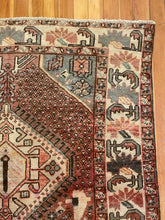 Load image into Gallery viewer, Mils | 5.1x9.9 | Qashqai floral boteh rug