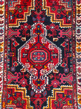 Load image into Gallery viewer, Crew | 2.7x4.1 | Vibrant & Colorful Hamadan