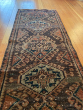 Load image into Gallery viewer, Yoli | 2.4x8.10 l Geometric Tribal Runner