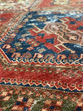 Load image into Gallery viewer, Lido | 3.8x8.8 | Lovely distressed medallion runner