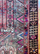 Load image into Gallery viewer, Willa | 5.3 x 8.4 | Rare detailed + intricate vintage qashqai