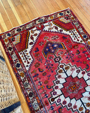 Load image into Gallery viewer, Juniper l 3x6.5 l Bright & Vibrant Khamseh