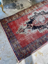 Load image into Gallery viewer, Zoe | 3.8x 7.0 | Gorgeous Patina Antique Caucasian Serapi