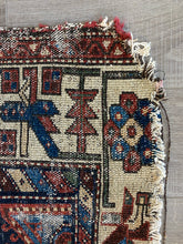 Load image into Gallery viewer, Wynn | 3.5x5.4 | Darling Antique Tribal |