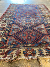 Load image into Gallery viewer, Wynn | 3.5x5.4 | Darling Antique Tribal |