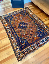 Load image into Gallery viewer, Emma | 3.9x5.2 | Darling warm toned Qashqai