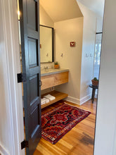 Load image into Gallery viewer, Crew | 2.7x4.1 | Vibrant & Colorful Hamadan