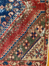 Load image into Gallery viewer, Lido | 3.8x8.8 | Lovely distressed medallion runner