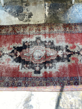 Load image into Gallery viewer, Zoe | 3.8x 7.0 | Gorgeous Patina Antique Caucasian Serapi