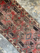 Load image into Gallery viewer, Rhett | 2.7x7.0 | Antique Serapi Heriz | Geometric Worn Tribal Runner