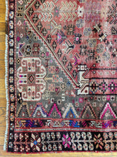 Load image into Gallery viewer, Willa | 5.3 x 8.4 | Rare detailed + intricate vintage qashqai