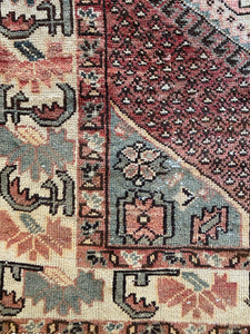 Mils | 5.1x9.9 | Qashqai floral boteh rug