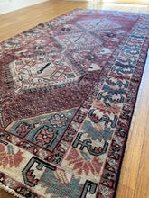 Load image into Gallery viewer, Mils | 5.1x9.9 | Qashqai floral boteh rug
