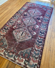 Load image into Gallery viewer, Mils | 5.1x9.9 | Qashqai floral boteh rug
