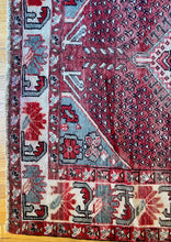 Load image into Gallery viewer, Mils | 5.1x9.9 | Qashqai floral boteh rug
